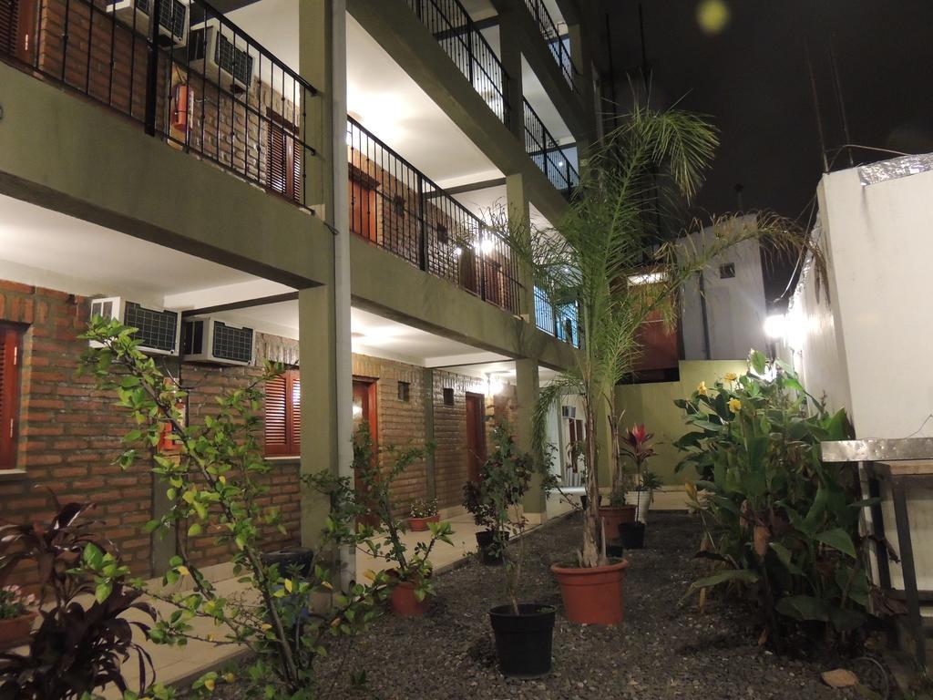 Hotel Buenos Aires Сальта Экстерьер фото
