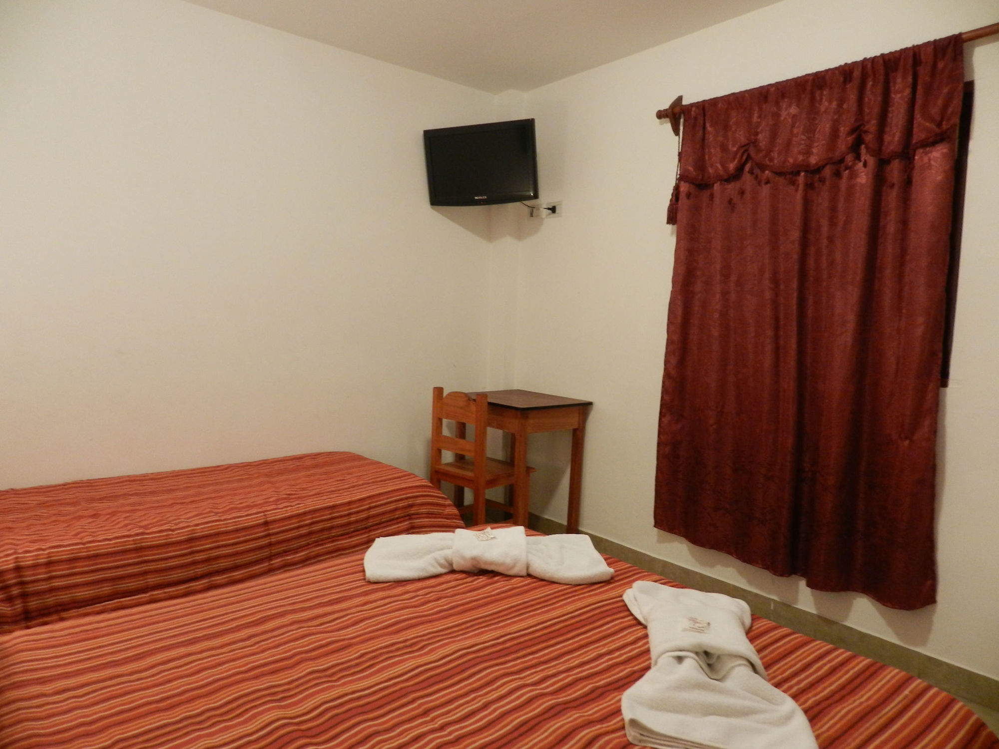 Hotel Buenos Aires Сальта Экстерьер фото